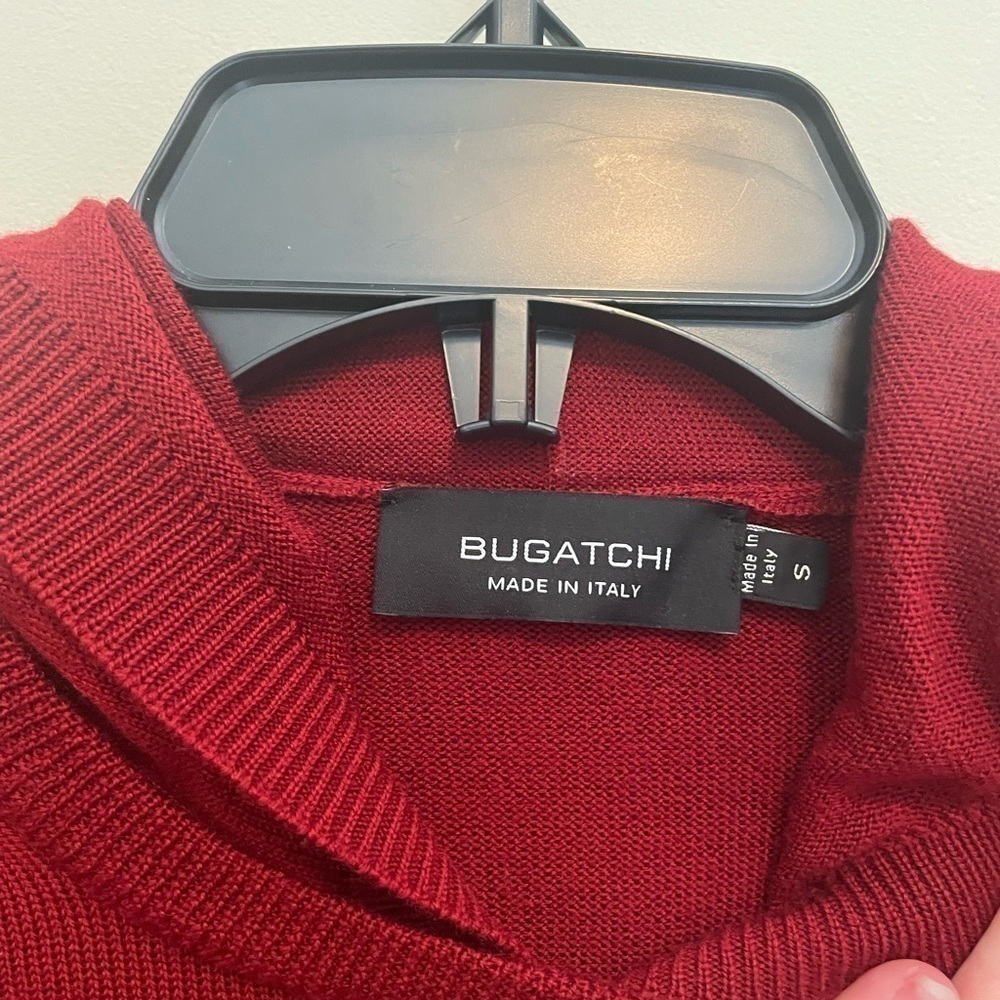 bugatchi MERINO WOOL HOODED PULLOVER IN RUBY - Picture 11 of 12